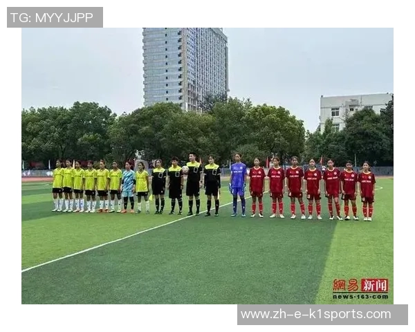 从绿茵赛场到光影世界解读足球巨星传奇人生